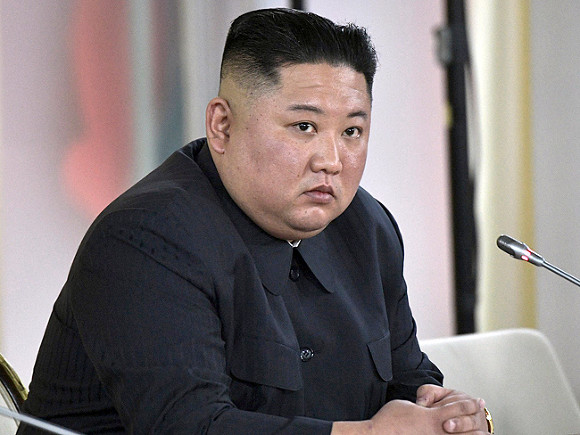 В сети появилось шокирующее видео с «двойниками» Ким Чен Ына - ВИДЕО