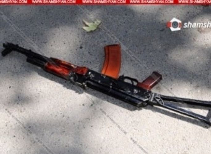 В Армении военнослужащие обстреляли местных жителей
