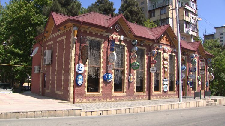 В Баку обнаружен паб, действующий вопреки правилам санитарно-карантинного режима - ФОТО