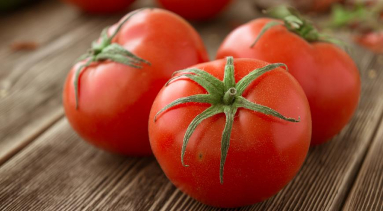 Азербайджан увеличил экспорт помидоров на 41%
