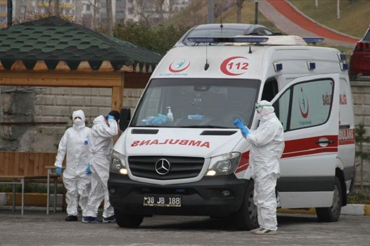 Число заболевших COVID-19 в Турции превысило 150 тысяч