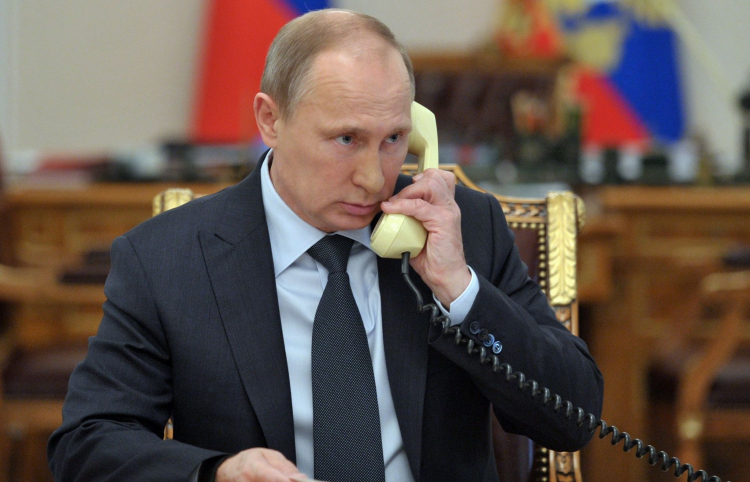 Владимир Путин позвонил президенту Ильхаму Алиеву
