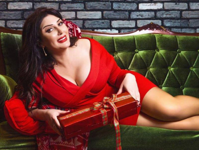Азербайджанская актриса взорвала соцсети эротическими позами - ВИДЕО