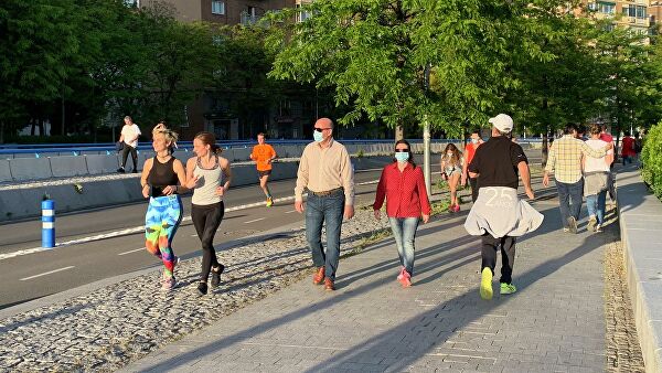 В Испании продлили режим повышенной готовности