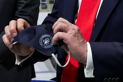 Трамп поделился впечатлениями от ношения маски