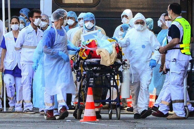 В Бразилии число жертв коронавируса превысило 22 тысячи человек