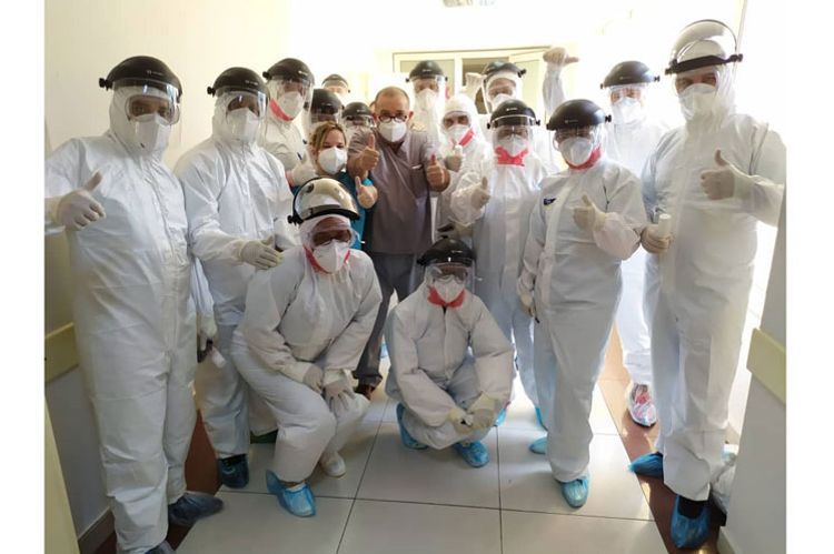 Более ста кубинских медработников едут в Азербайджан на борьбу с коронавирусом