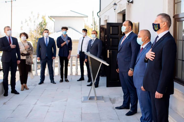 В Азербайджане открылось первое почетное консульство Украины 