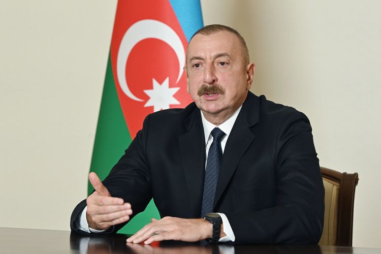 Президент Азербайджана заявил о равной роли Турции и России в карабахском урегулировании