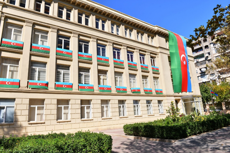 Пандемия оказала влияние на работу «горячей линии» Минобразования Азербайджана