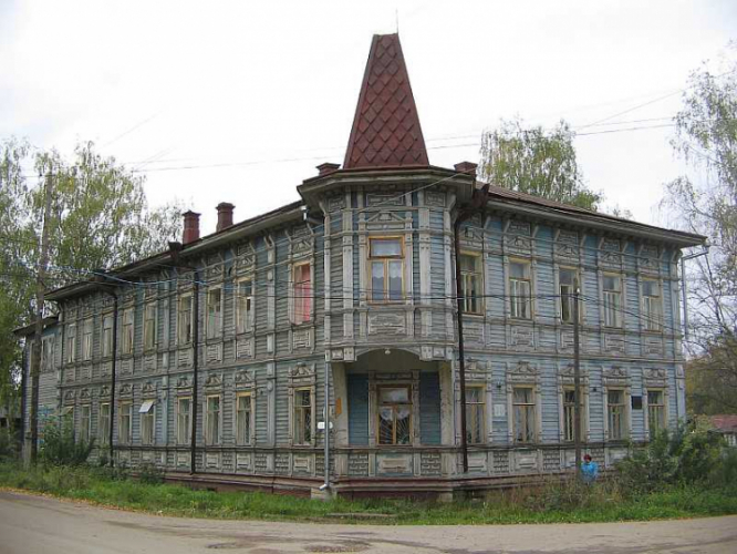 В российском городе выставили на продажу дом-памятник за один рубль
