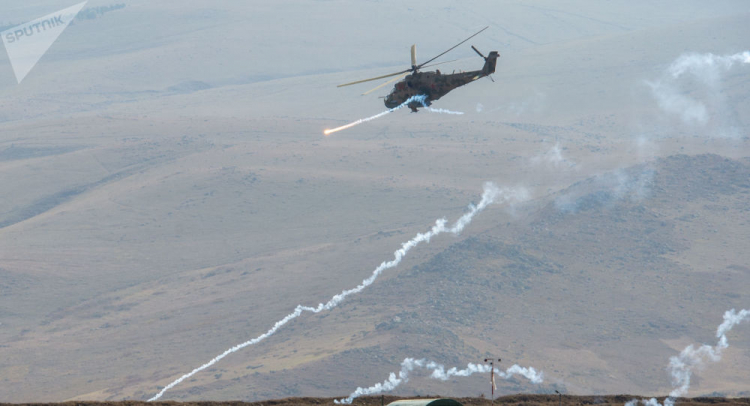 В миротворческой операции в Карабахе задействуют боевые вертолеты