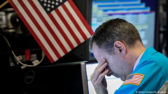 В США за сутки выявили более 180 тысяч новых случаев COVID-19
