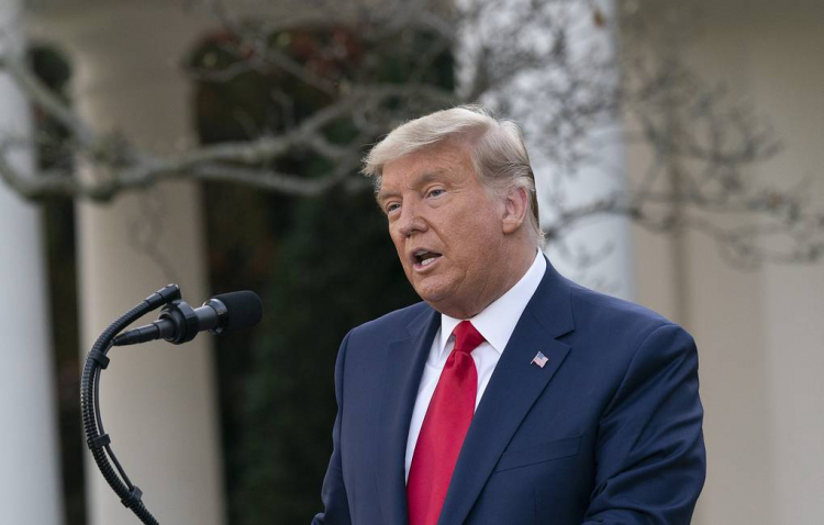 Трамп заявил о небывалых нарушениях конституции США на выборах