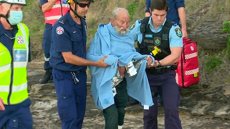 В Австралии 91-летний парапланерист потерпел крушение и выжил

