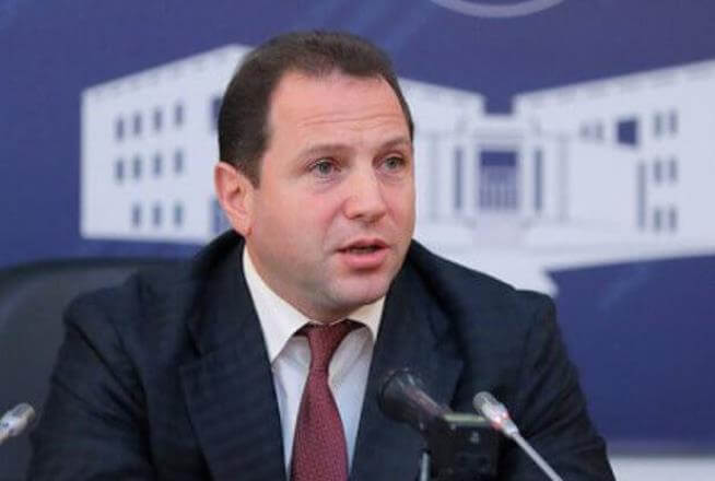 Министр Обороны Армении подал в отставку