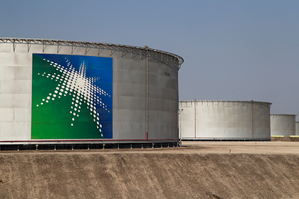 Хуситы заявили о ракетном обстреле объекта Saudi Aramco

