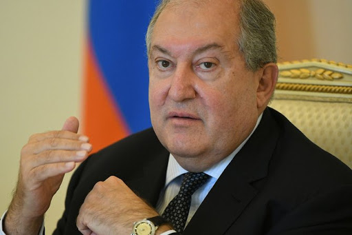 Президент Армении отправился в Москву с частным визитом