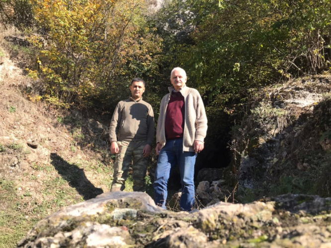 Азербайджанский ученый посетил эту знаменитую пещеру после победы армии - 28 ЛЕТ ОЖИДАНИЯ - ЭКСКЛЮЗИВНЫЕ ВИДЕОКАДРЫ 