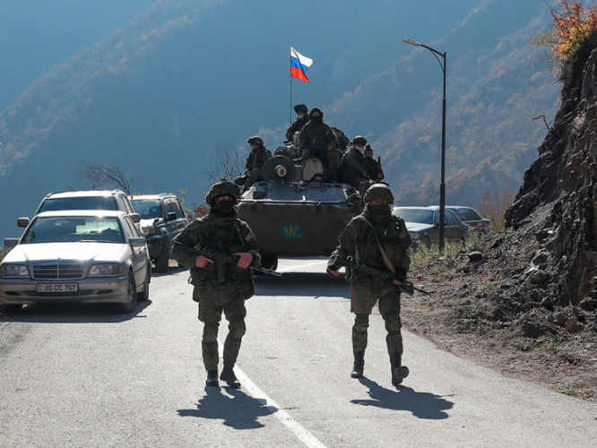 Российские миротворцы развернули в Карабахе полевой госпиталь