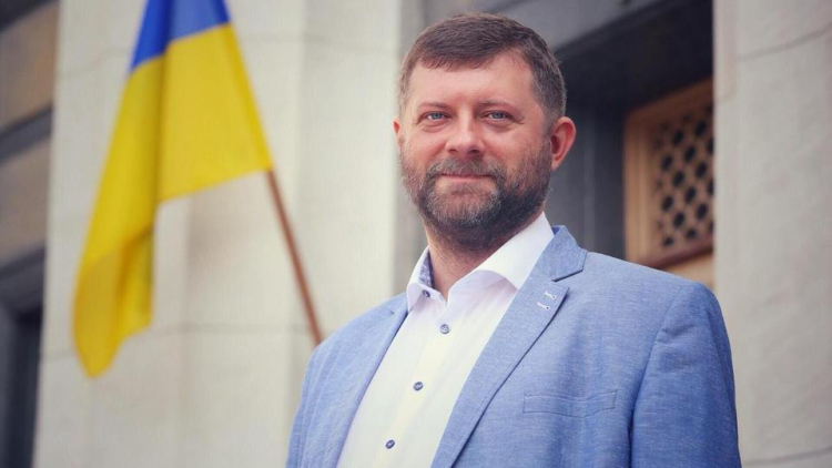 Глава партии Зеленского заявил, что заболел коронавирусом