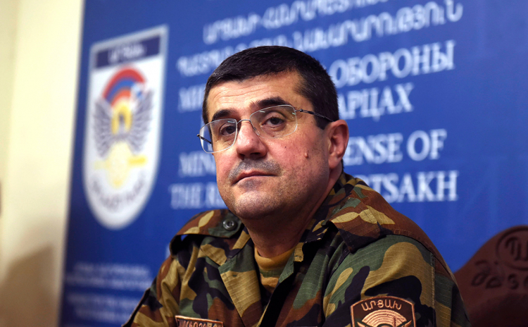 В результате ударов азербайджанской армии ранен Араик Арутюнян