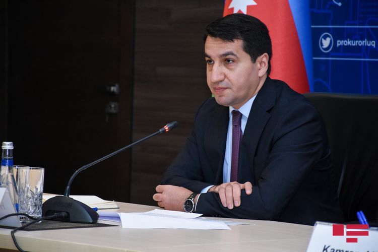  Хикмет Гаджиев: "Обстрел Арменией городов Азербайджана является государственным террором"
