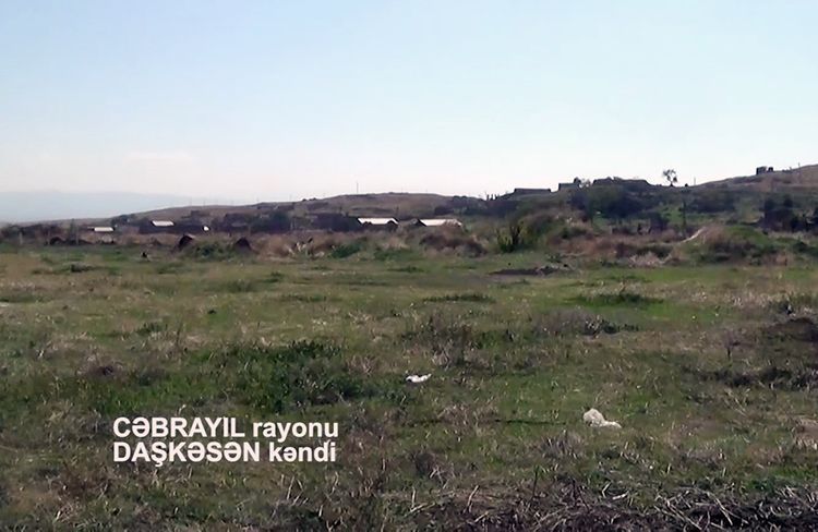 Распространены кадры освобожденного села Дашкесан Джабраильского района - ВИДЕО