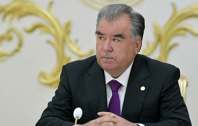 Рахмон получил 90,92% голосов на выборах президента Таджикистана