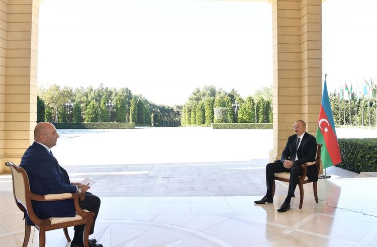 Президент Ильхам Алиев: Я абсолютно убежден в том, что армяне и азербайджанцы смогут вместе жить в этих регионах