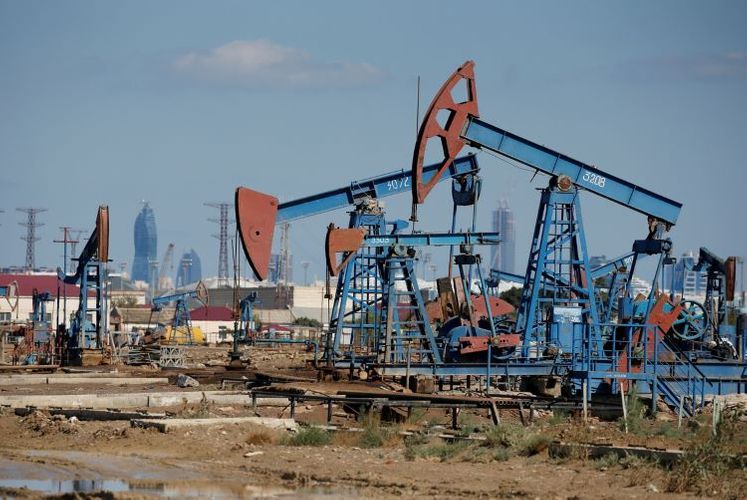 Азербайджанская нефть опустилась в цене 