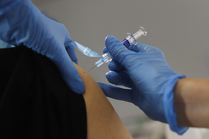 У вакцин против коронавируса нашли неожиданную опасность
