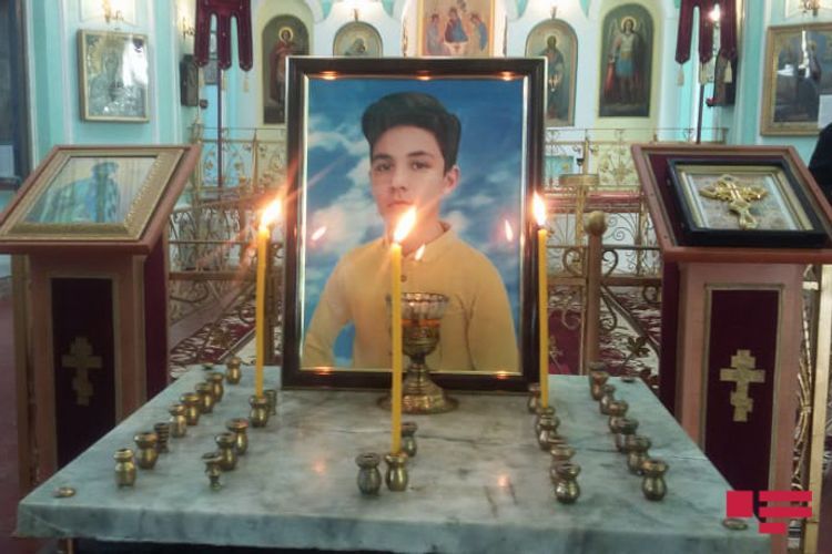 В Гяндже проходит церемония прощания с погибшим российским подростком  - ФОТО