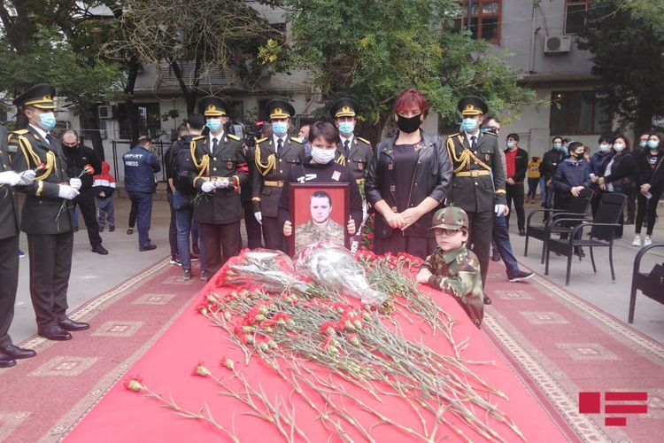 Похоронен военнослужащий Азербайджанской армии Дмитрий Солнцев - ОБНОВЛЕНО - ФОТО - ВИДЕО