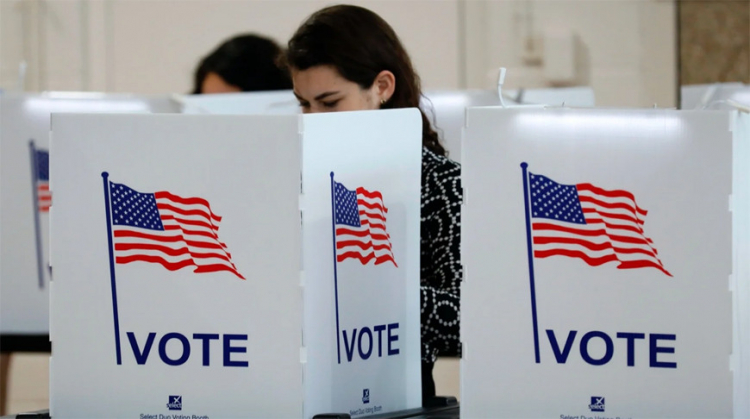 Свыше 70 млн. человек досрочно проголосовали на выборах в США