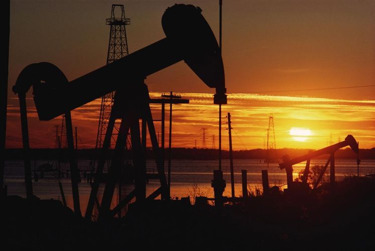 Азербайджанская нефть подешевела
