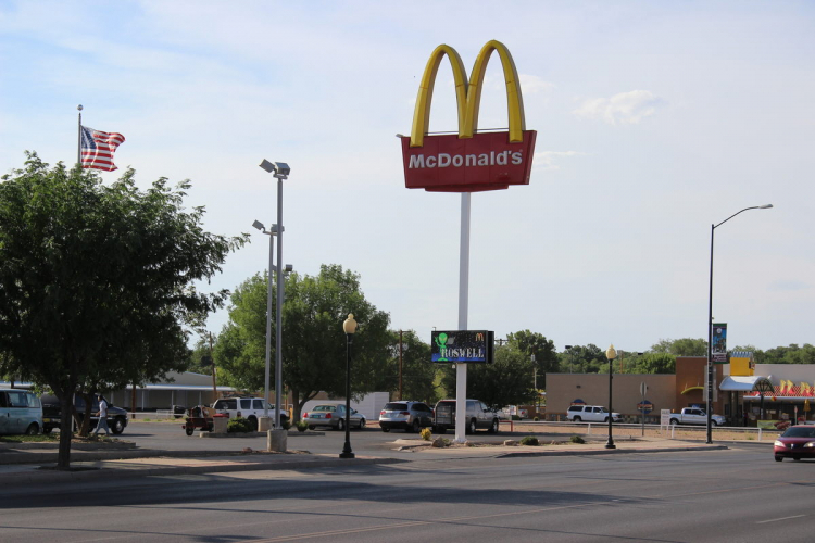 Более 50 темнокожих бизнесменов обвинили McDonald's в дискриминации
