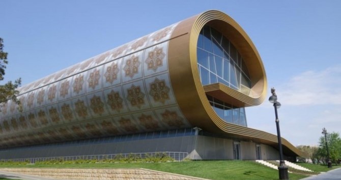 Азербайджанские музеи вновь принимают посетителей
