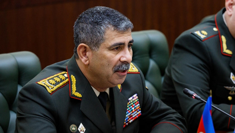 Министр обороны Азербайджана отправится с визитом в Москву
