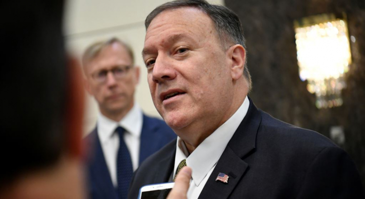 США вводят ограничения на работу китайских дипломатов
