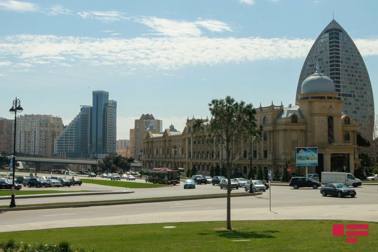 В Баку сохранится жарская погода 