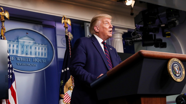 Трамп обвинил демократов в развязывании кампании по дезинформации против него