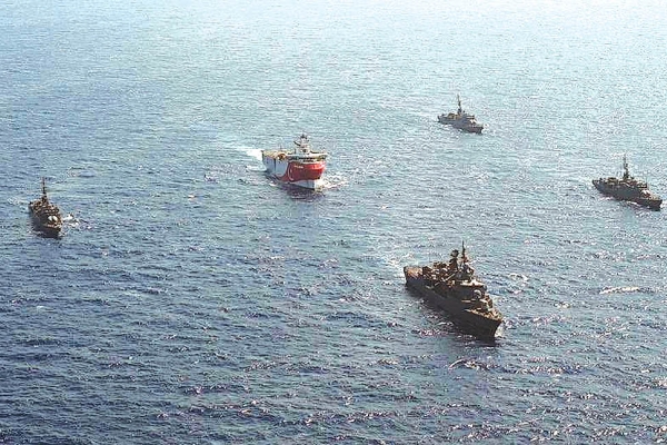 Турция отправит еще одно исследовательское судно в Черное море