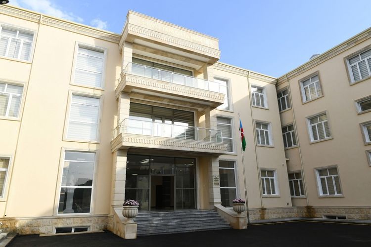 Ильхам Алиев принял участие в открытии школы в поселке Амирджан - ФОТО