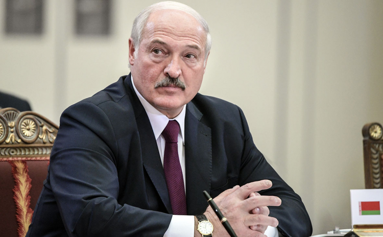 Лукашенко направился с визитом в Россию