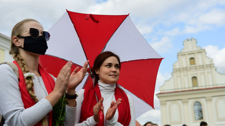Экс-премьер Украины объяснил, зачем Европе нужна слабая Белоруссия