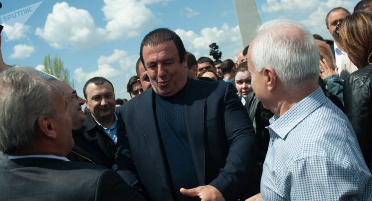 Во главе Армении готовится стать насильник? - ДЕГРАДАЦИЯ ВЛАСТИ
