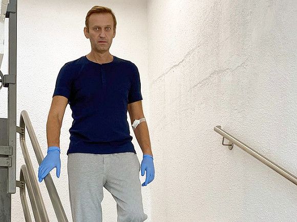 Навальный рассказал, кто спас ему жизнь