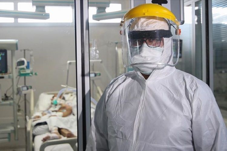 В Турции еще 73 пациента скончались от коронавирусной инфекции 