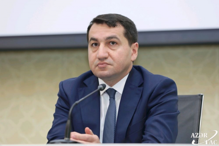 Помощник президента Азербайджана: "Это - Отечественная война"
